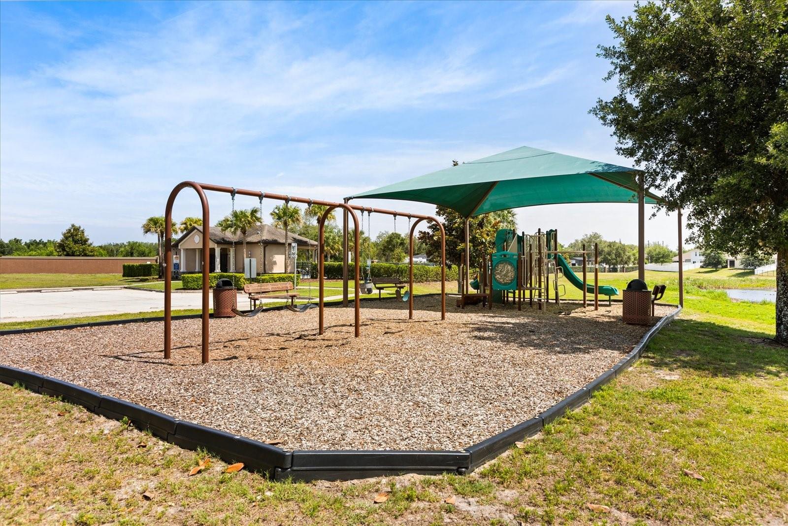 OAKMONT TOWNHOMES PH - Residential