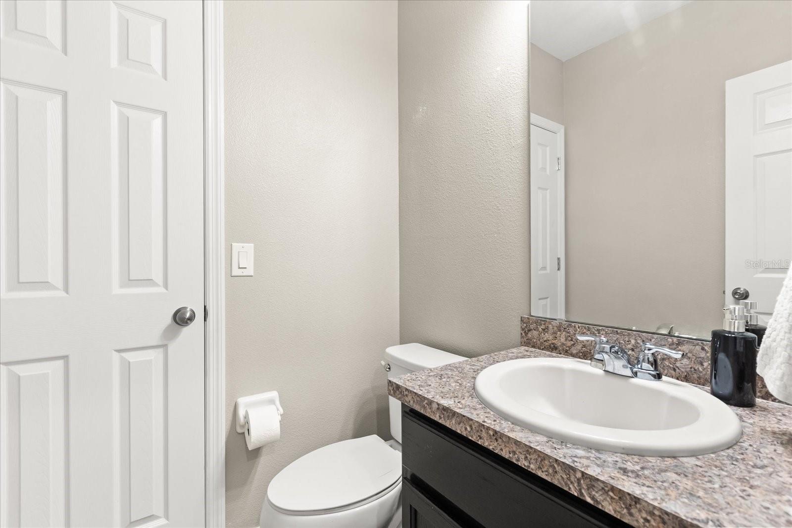 OAKMONT TOWNHOMES PH - Residential