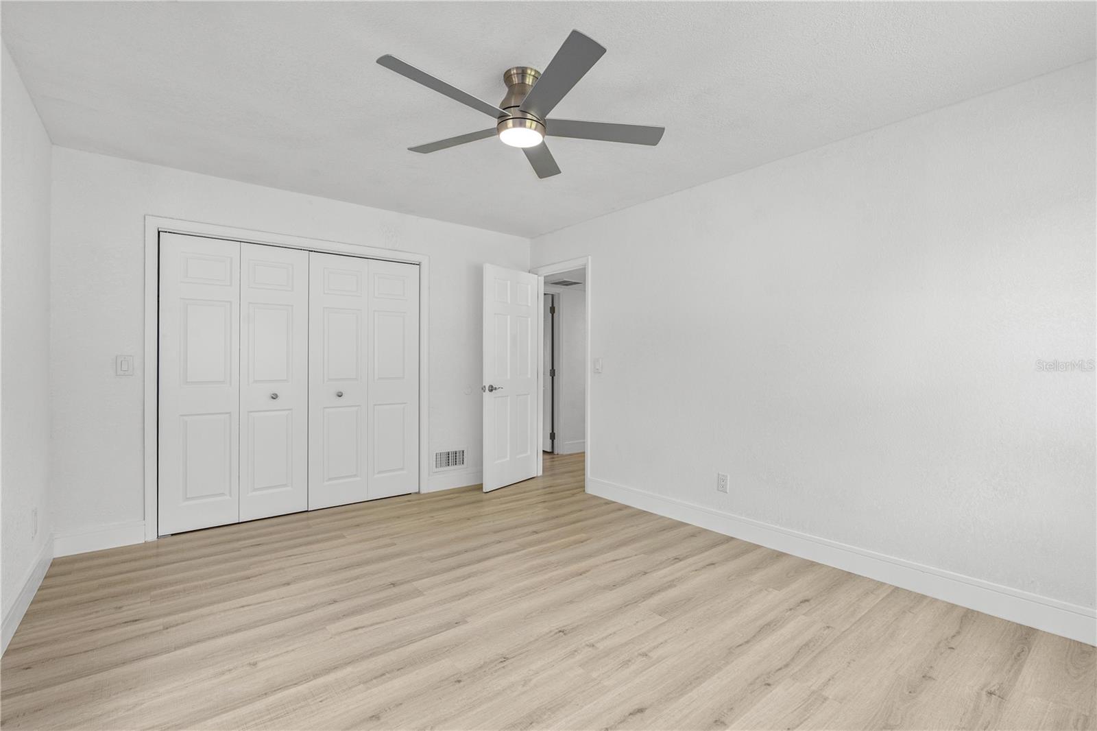 CLARK N 01/2 LT 04 02 18 30 - Residential