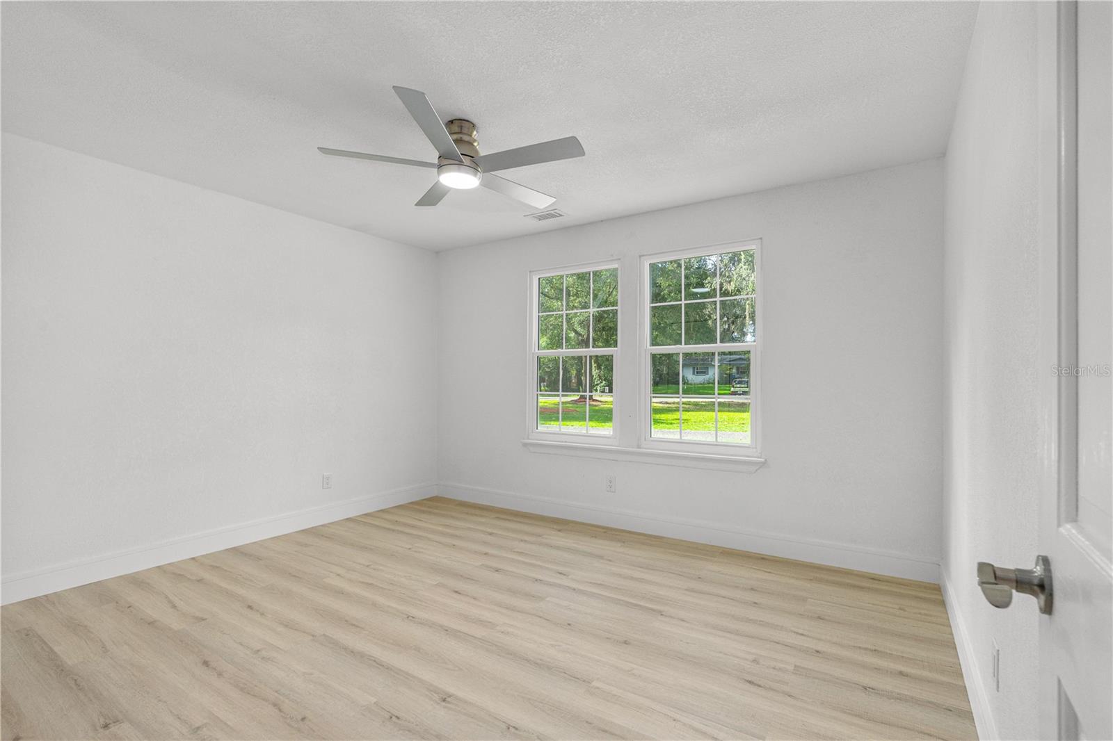 CLARK N 01/2 LT 04 02 18 30 - Residential