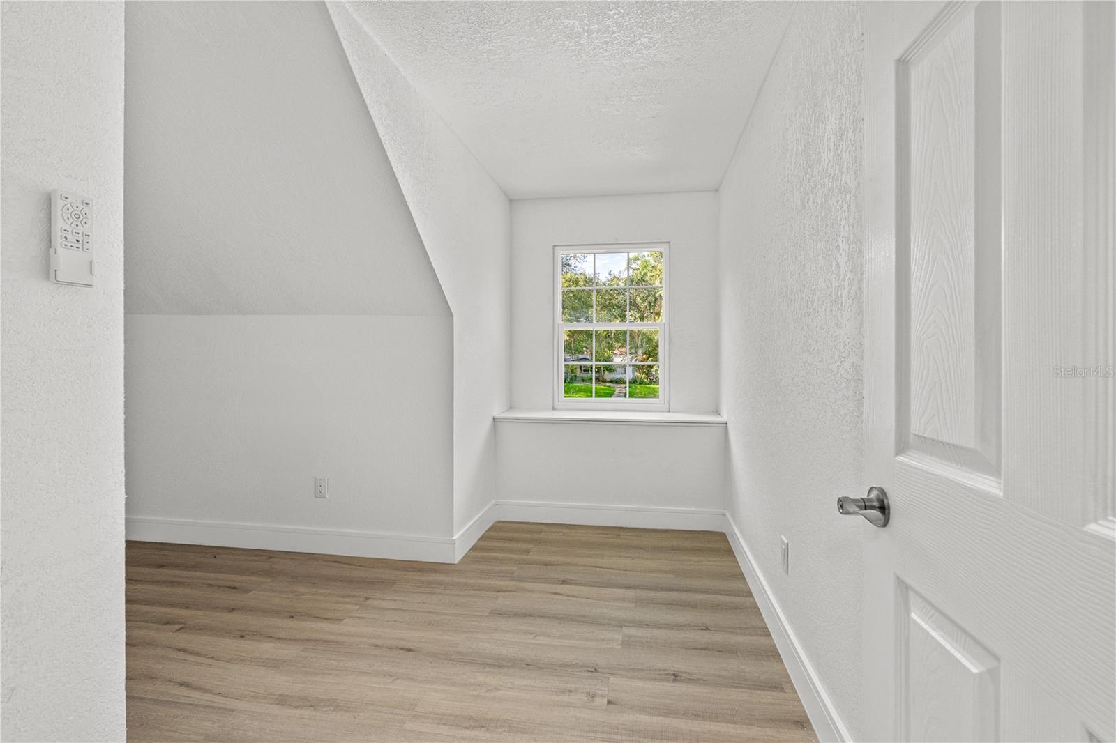 CLARK N 01/2 LT 04 02 18 30 - Residential