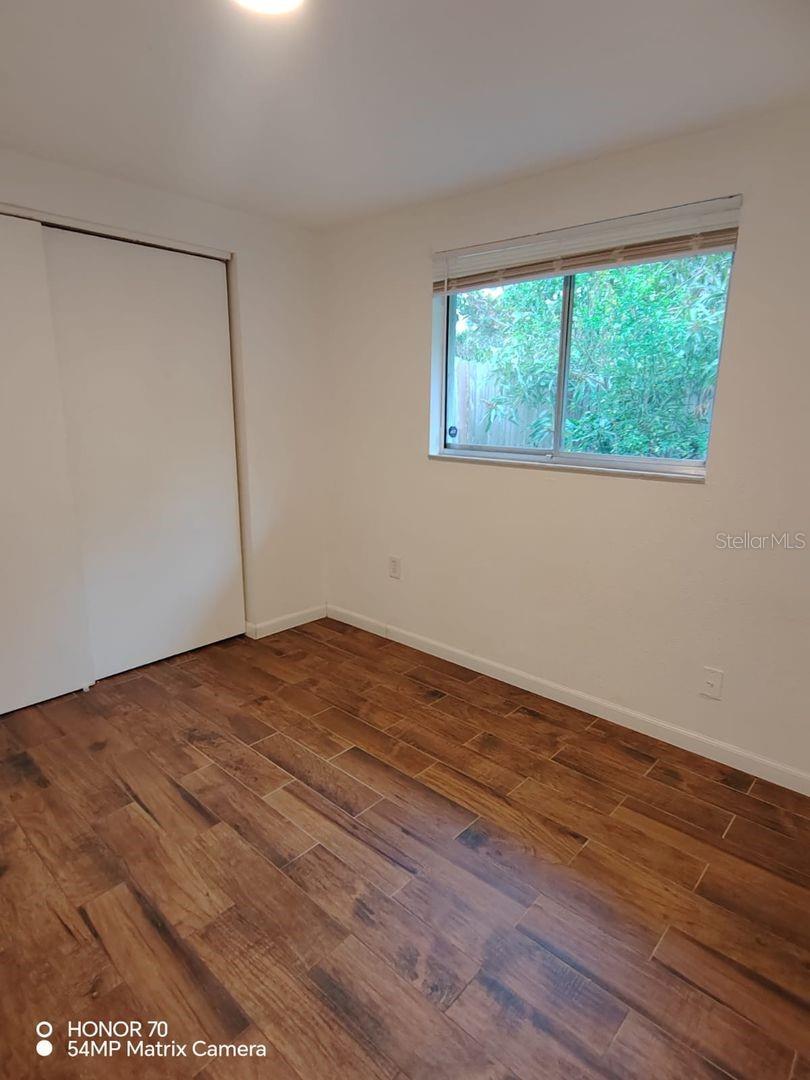 HOMESDALE COURT - Residential Lease