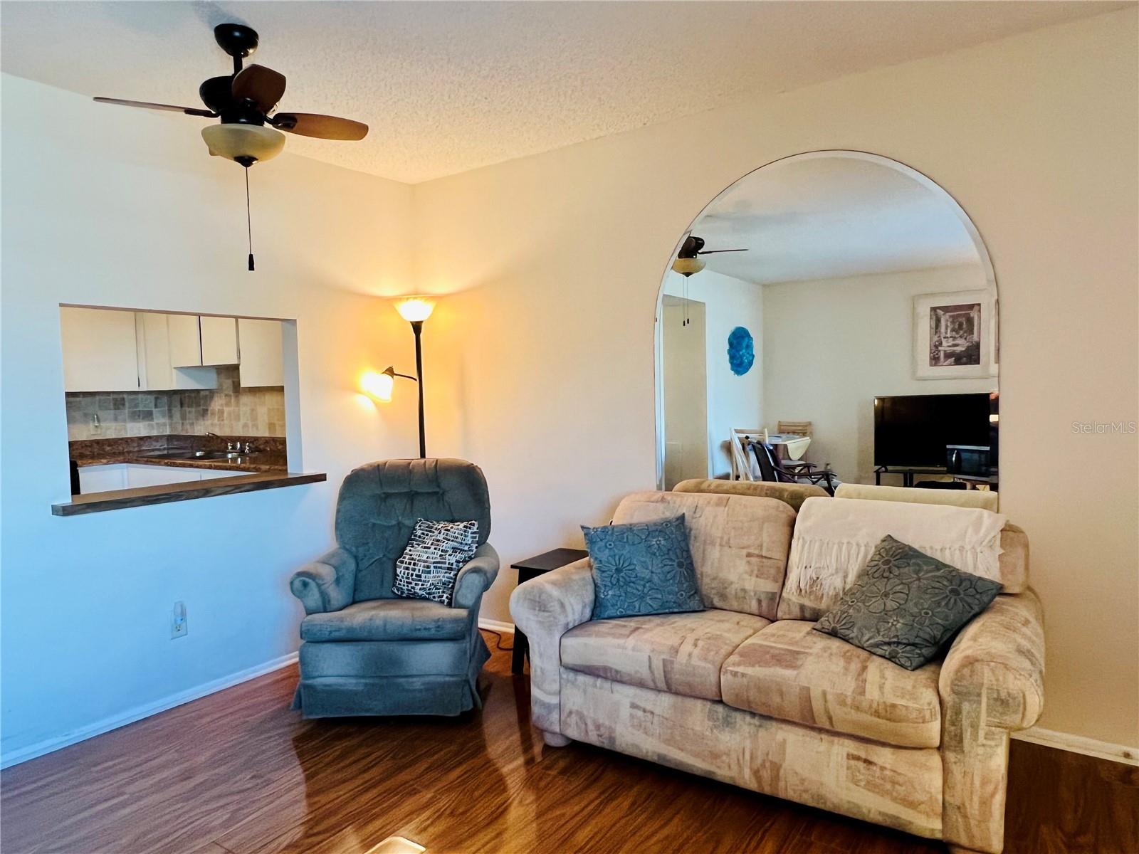 ON TOP OF THE WORLD - Residential