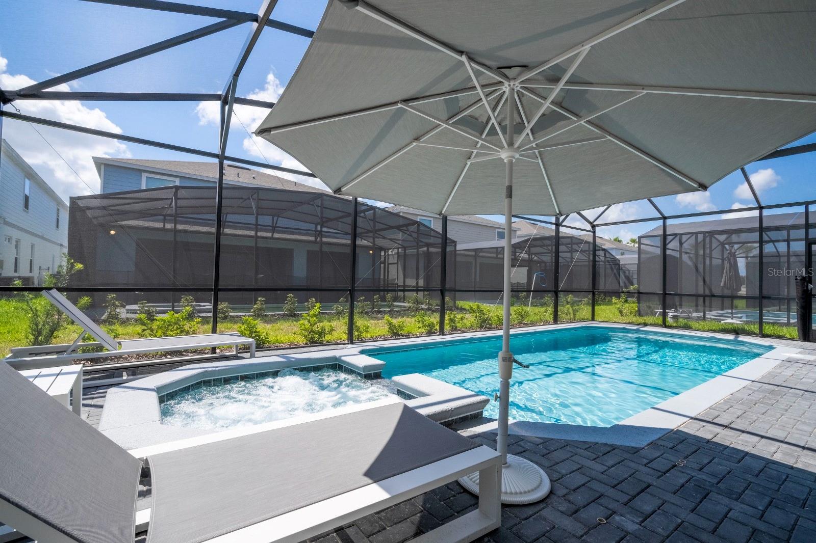 WINDSOR ISLAND RESIDENCE PH 3 - Residential