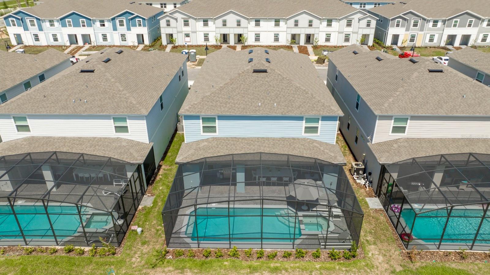 WINDSOR ISLAND RESIDENCE PH 3 - Residential