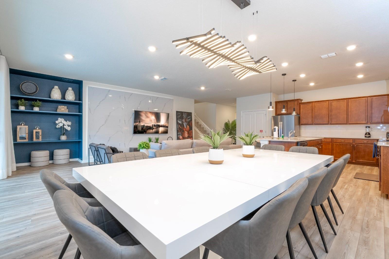 WINDSOR ISLAND RESIDENCE PH 3 - Residential