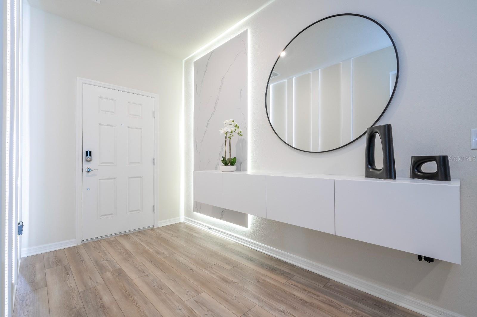 WINDSOR ISLAND RESIDENCE PH 3 - Residential