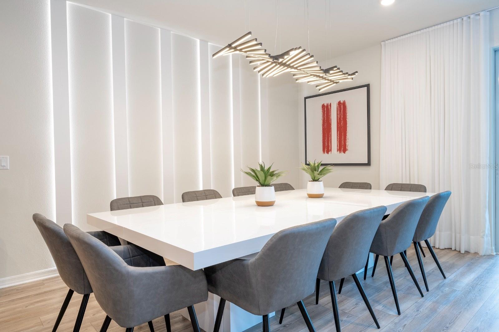 WINDSOR ISLAND RESIDENCE PH 3 - Residential