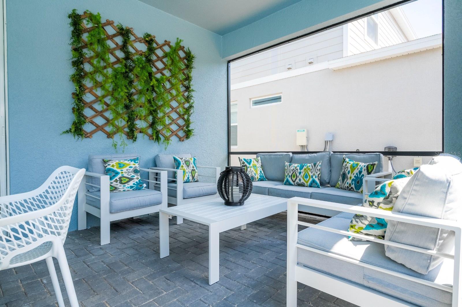 WINDSOR ISLAND RESIDENCE PH 3 - Residential