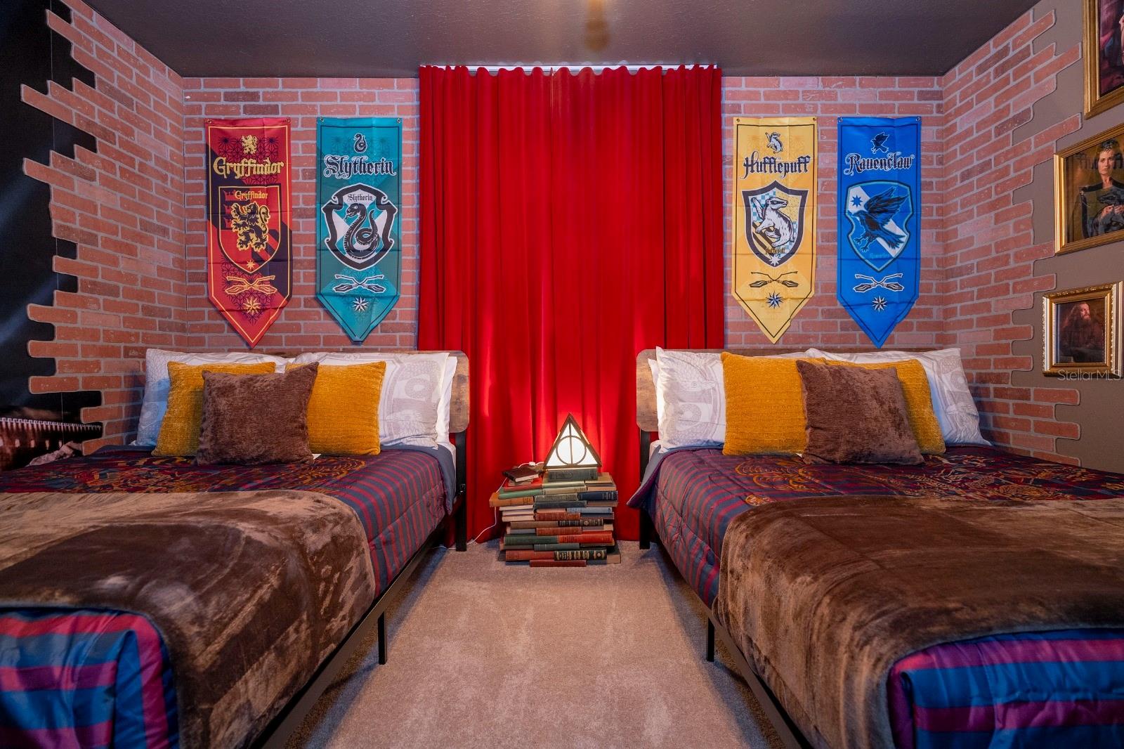 WINDSOR ISLAND RESIDENCE PH 3 - Residential