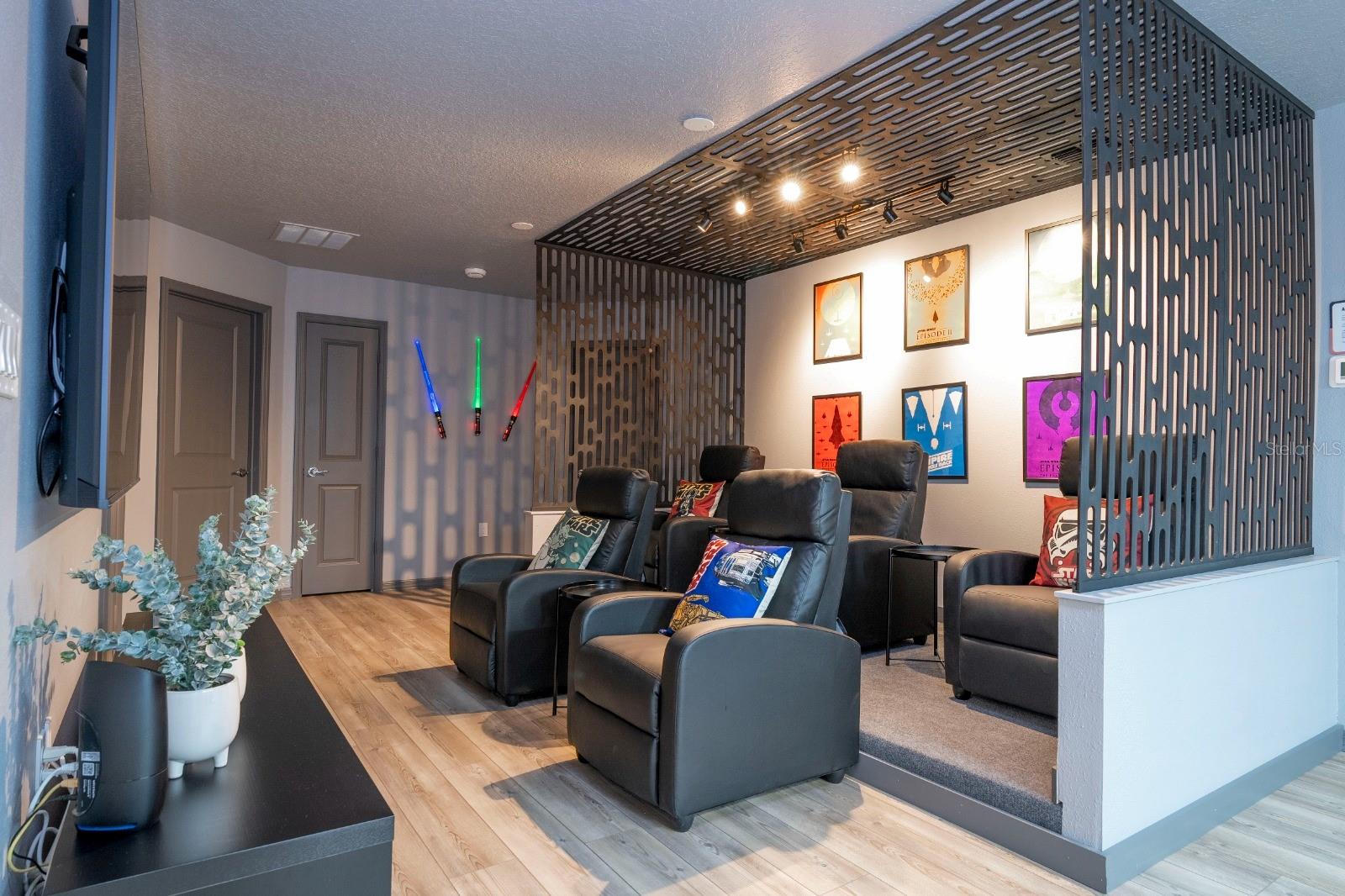 WINDSOR ISLAND RESIDENCE PH 3 - Residential