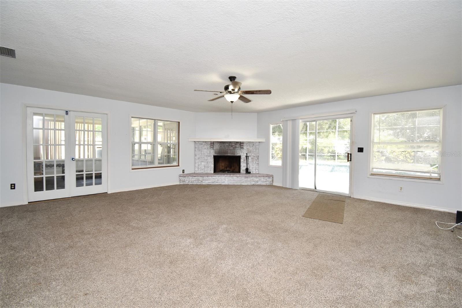 5133 BRENDA DRIVE