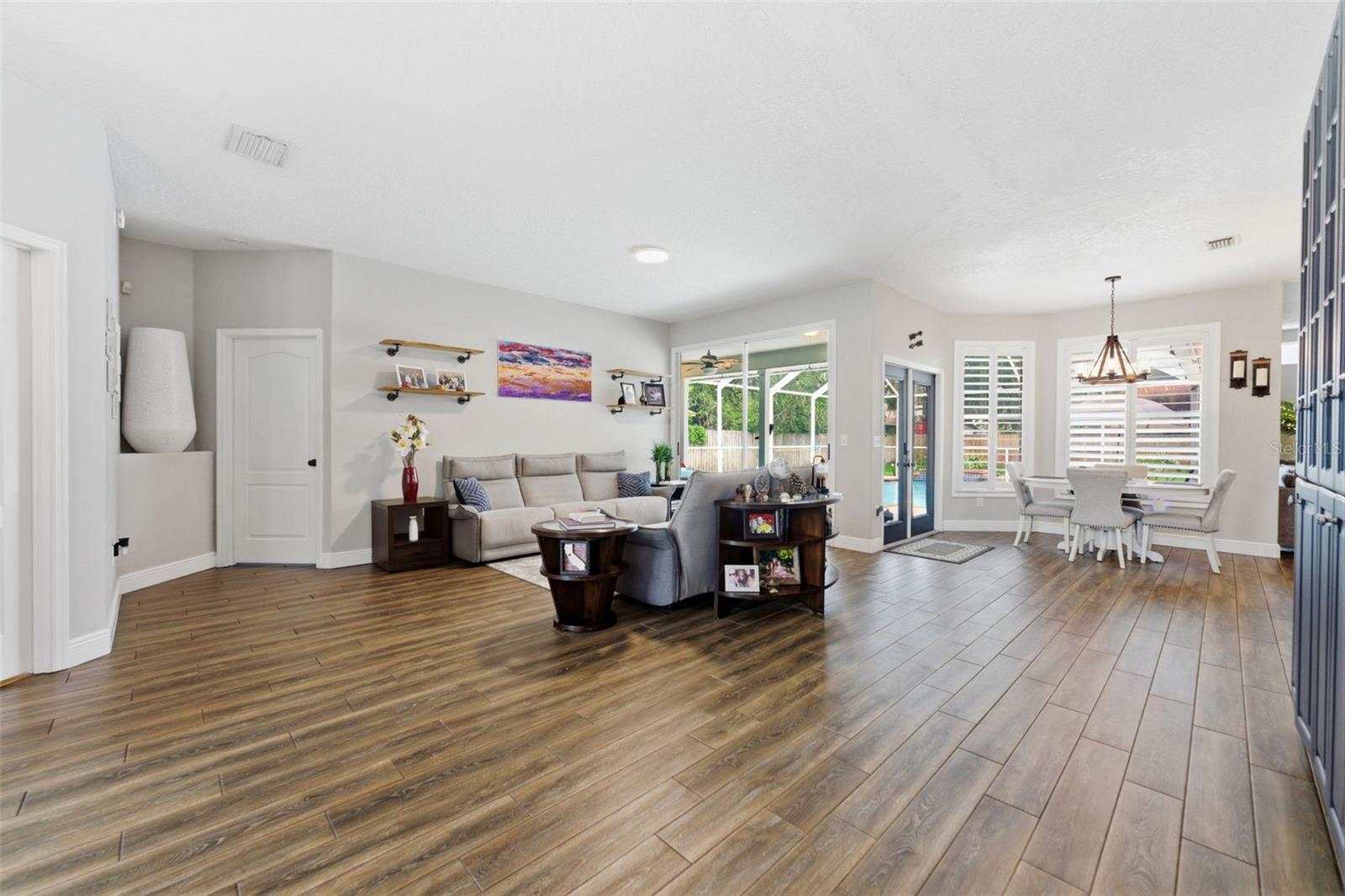 CEDARWOOD SUB - Residential