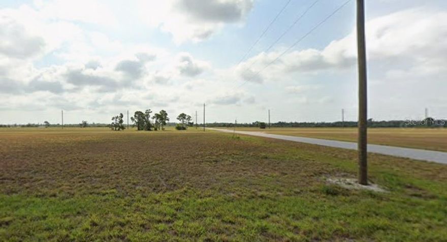 From Gasparilla Rd (CR-771), turn onto Rotonda Trace and continue south. Turn right onto Kingfisher Dr and proceed to 18 Kingfisher Dr. The property will be located on the right side.
