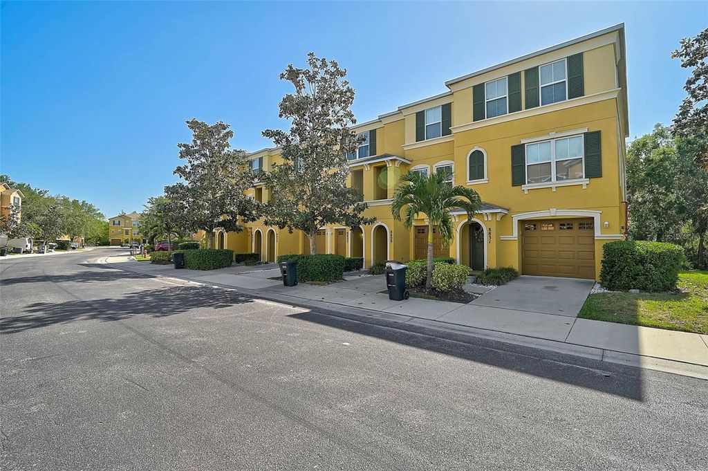 Photo of 8827 White Sage Loop, Lakewood Ranch, FL 34202 (MLS # A4648395)