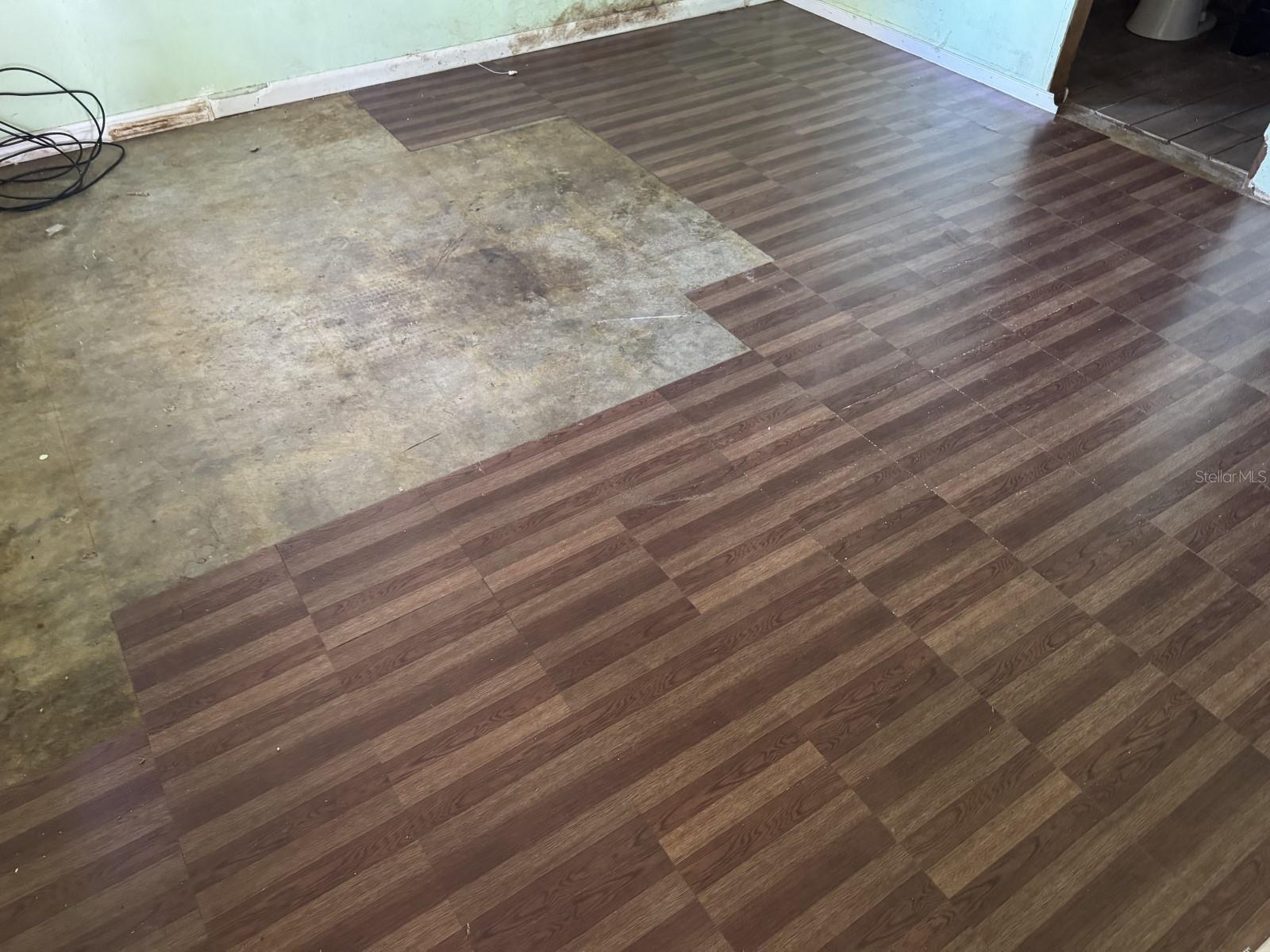 GORDON HEIGHTS PH 01 - Residential