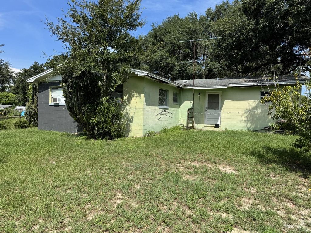 Photo of 2923 Dudley Drive, Bartow, FL 33830 (MLS # TB8455517)