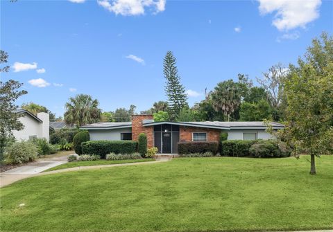 Photo of 620 Chickapee Trail, Maitland, FL 32751 (MLS # O6365227)