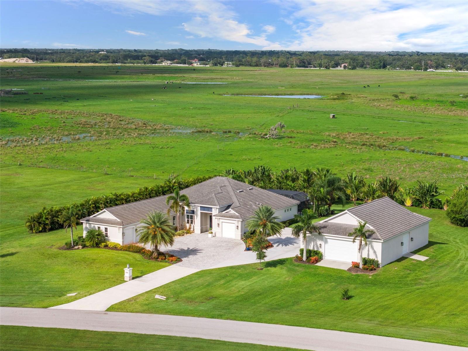 HAMPTON LAKES / AKA INDIAN LAKES - Residential