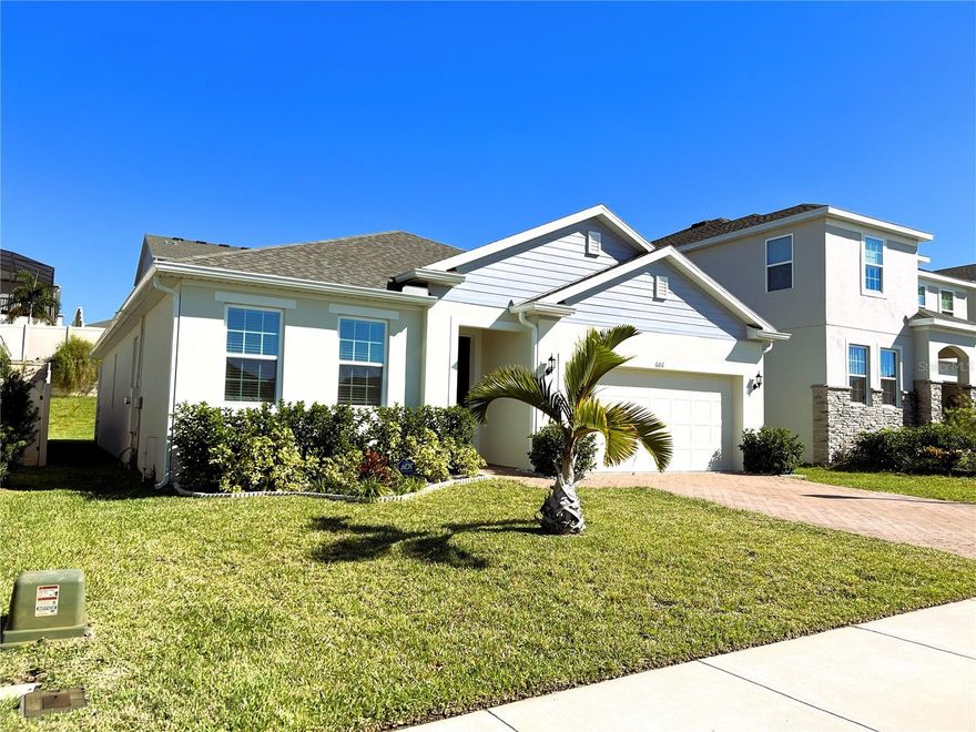 DON’T MISS THIS FANTASTIC RENTAL OPPORTUNITY!
This newer 4-bedroom, 2-bathroom home with a 2-car garage is located in the desirable Minneola area. This home features a modern, upgraded kitchen with an island, stone countertops, and stainless steel appliances. Enjoy ceramic tile flooring in all wet areas, the dining room, family room, bathrooms, and kitchen, with plush carpeting in all bedrooms. The primary suite offers a luxurious bathroom complete with a walk-in shower with glass enclosure, dual sinks, and a private water closet. Centrally located just minutes from highways, shopping, and schools! Schedule your viewing today as this home won’t last!