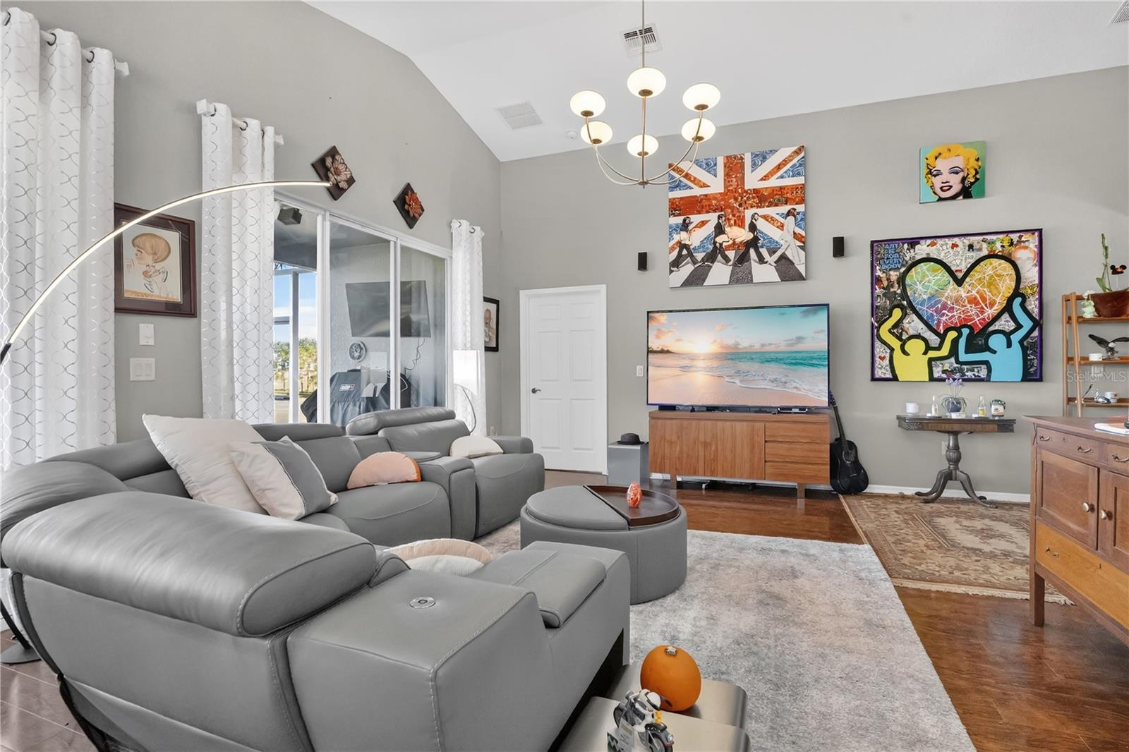 SUMMIT GREENS - Residential