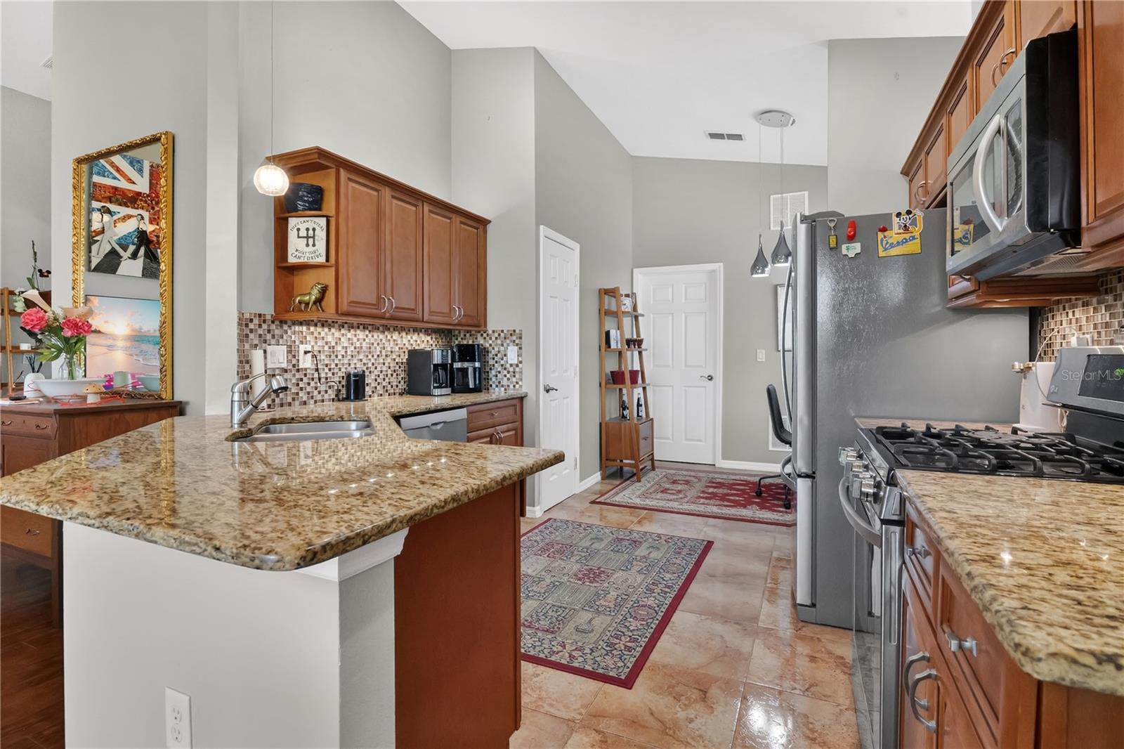 SUMMIT GREENS - Residential