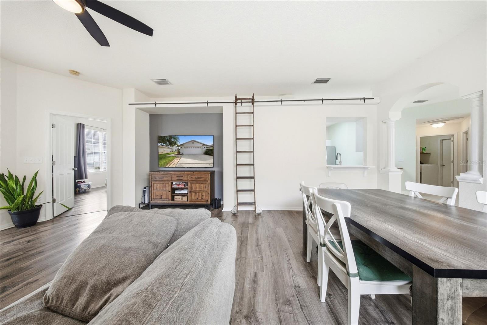 MEADOW POINTE PRCL 12 - Residential