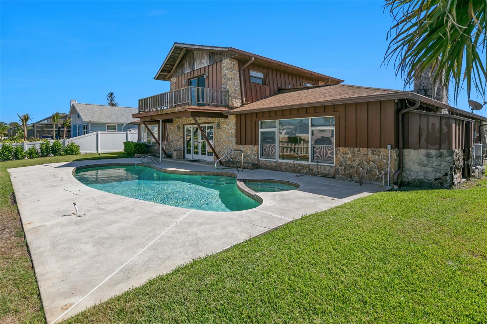 128 ANCHOR DRIVE
