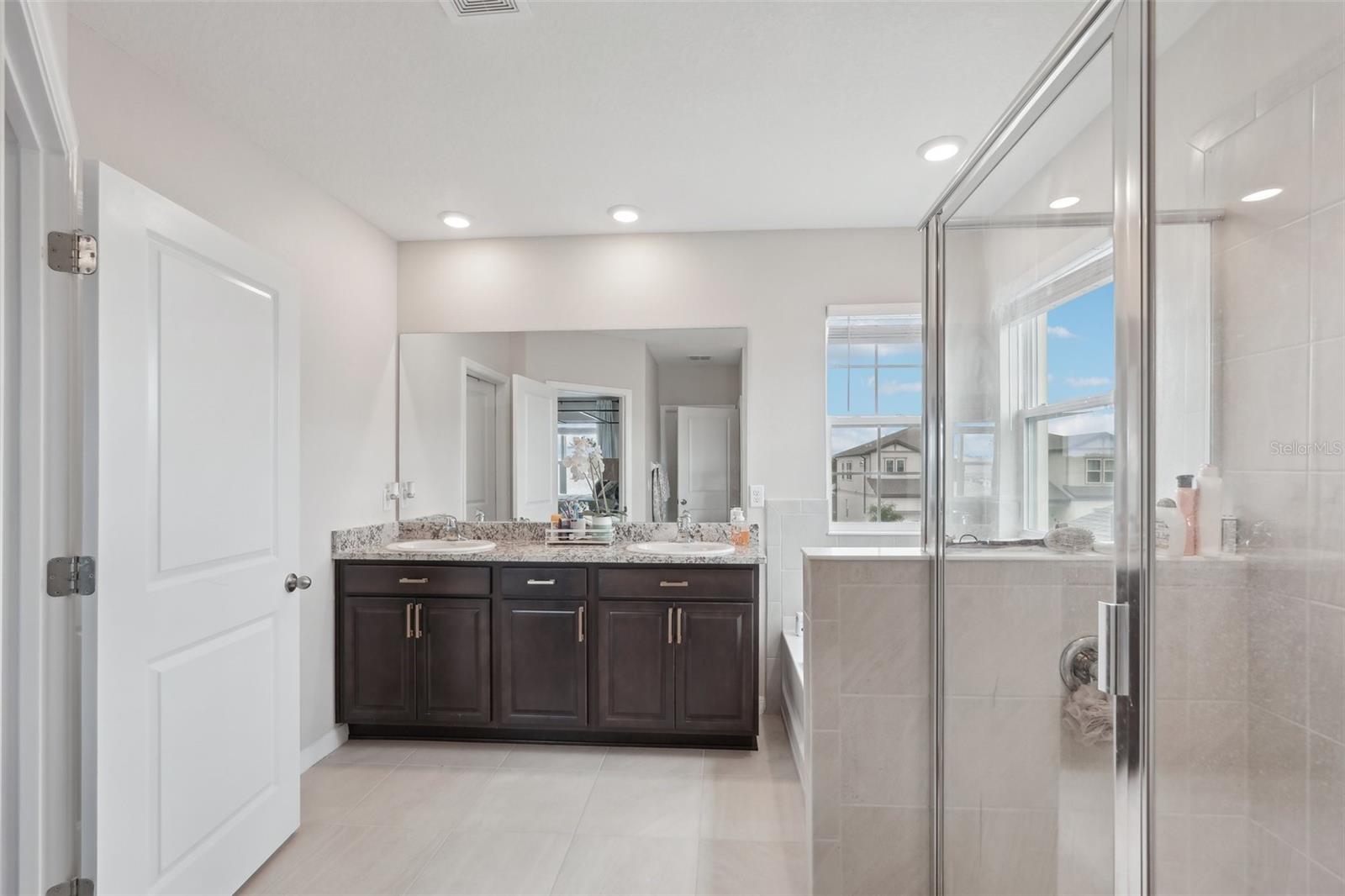 CEDARBROOK - Residential