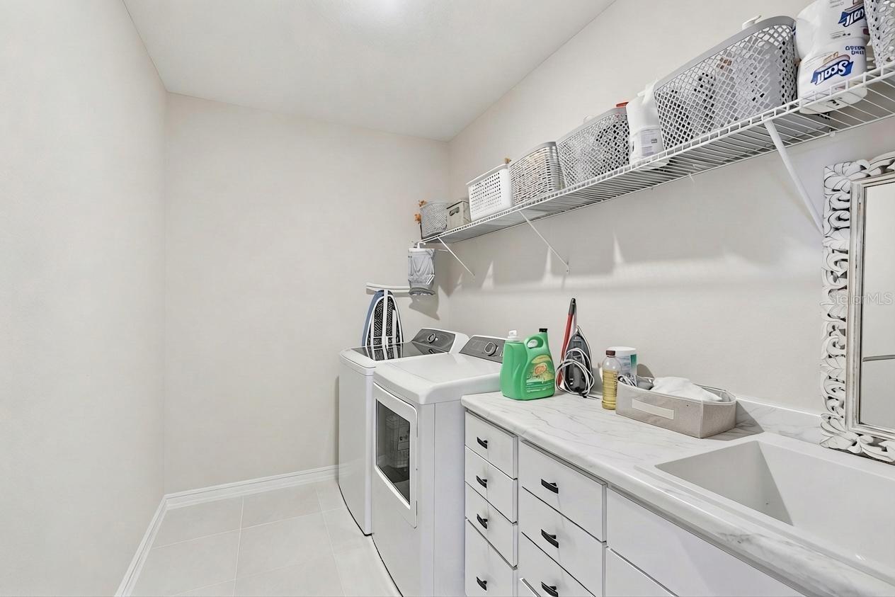 CEDARBROOK - Residential