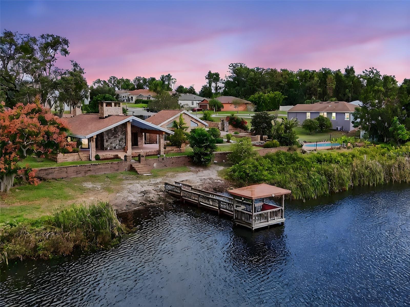 LAKE ELSIE - Residential