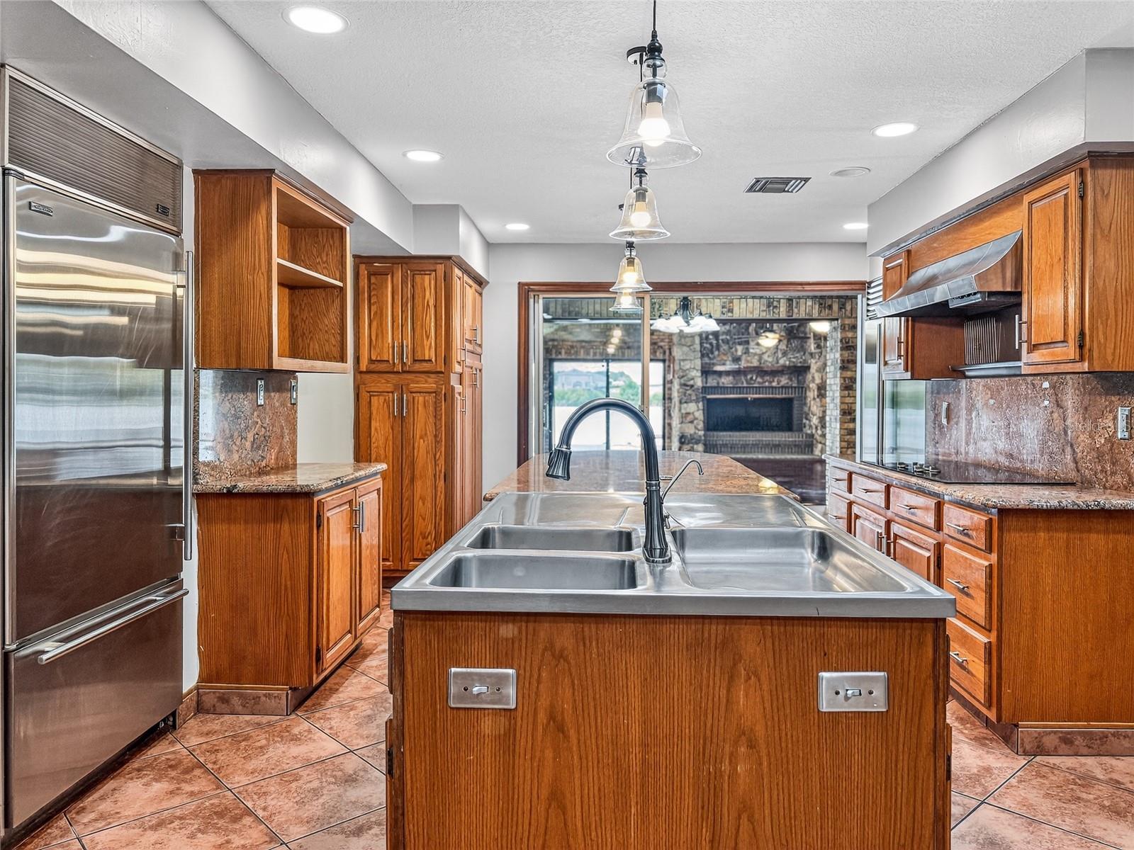 LAKE ELSIE - Residential