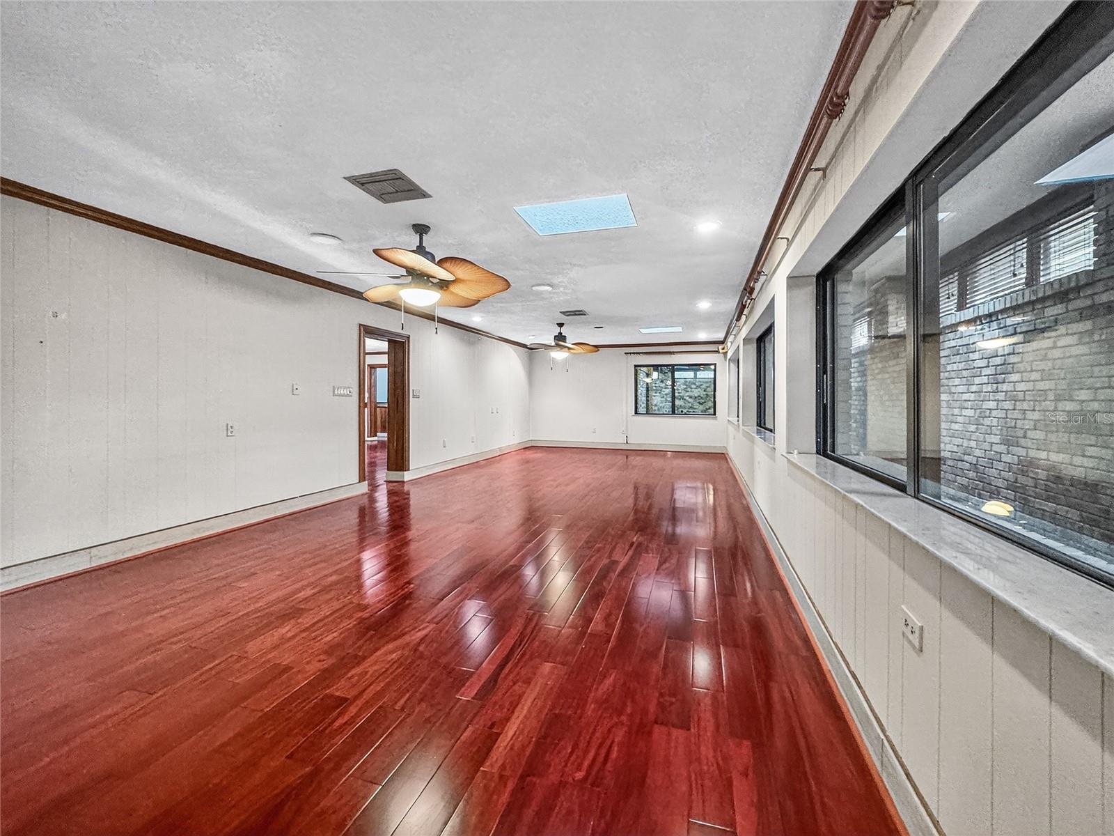 LAKE ELSIE - Residential