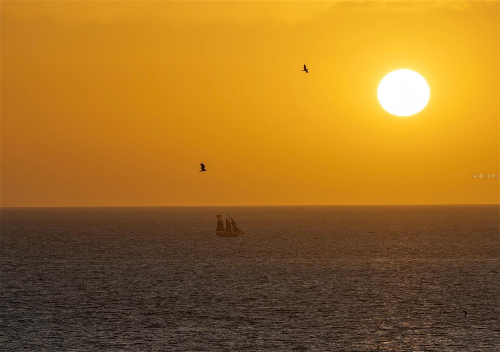 TREASURE SANDS CONDO - Residential