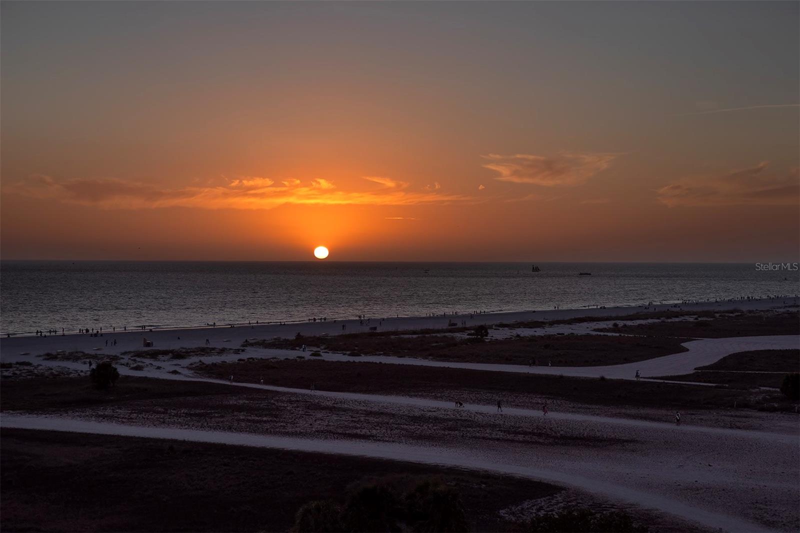 TREASURE SANDS CONDO - Residential