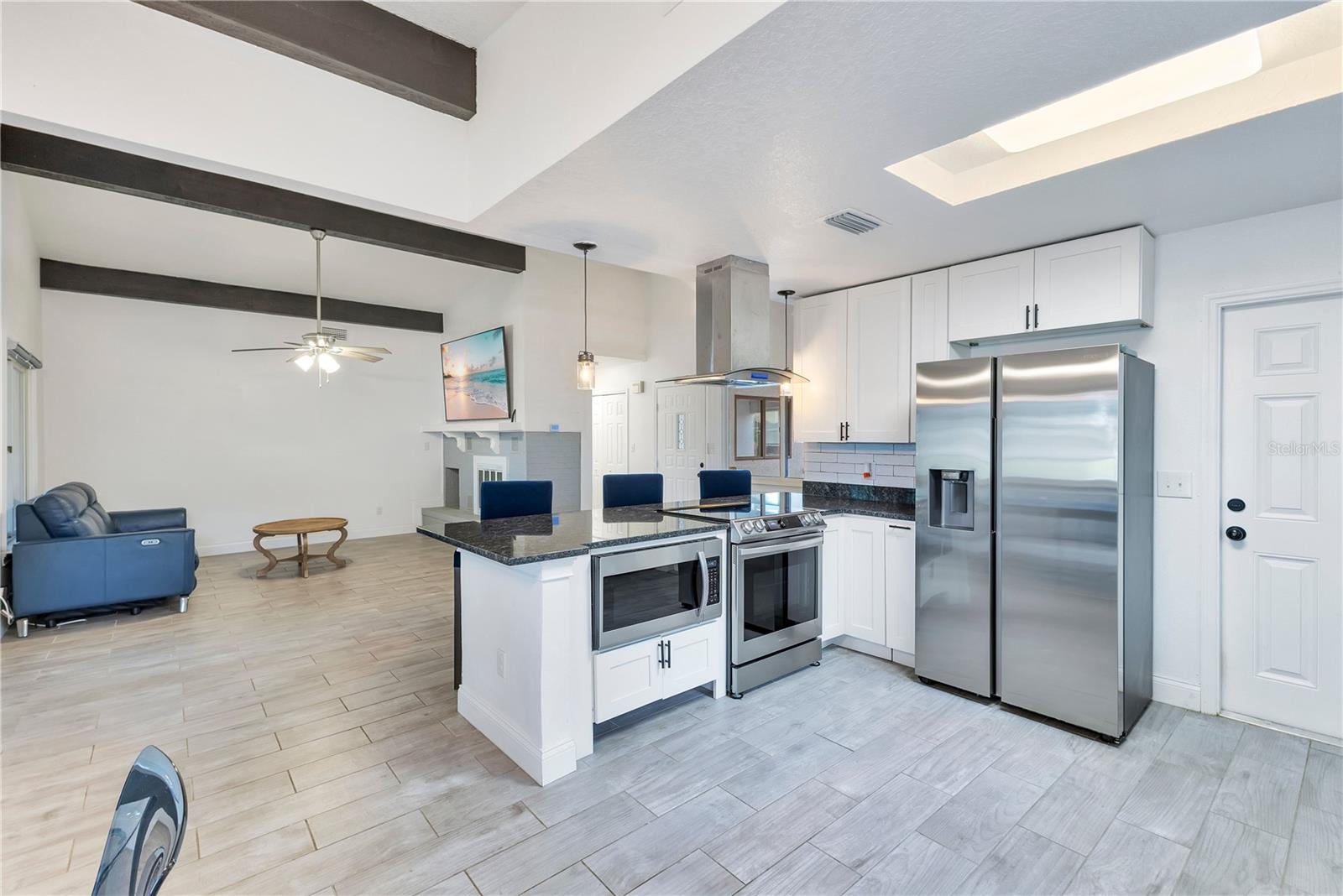 KISSIMMEE ISLES UNIT 1 REP - Residential