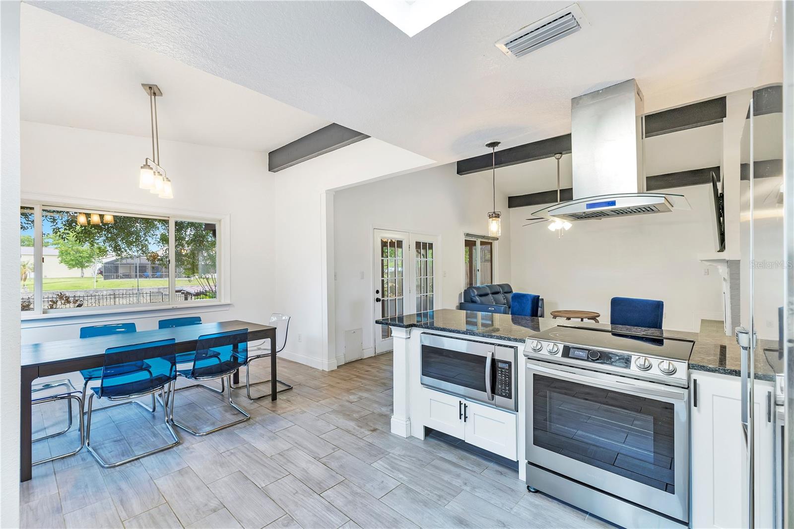 KISSIMMEE ISLES UNIT 1 REP - Residential