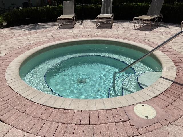5711 BENTGRASS DRIVE 19-211