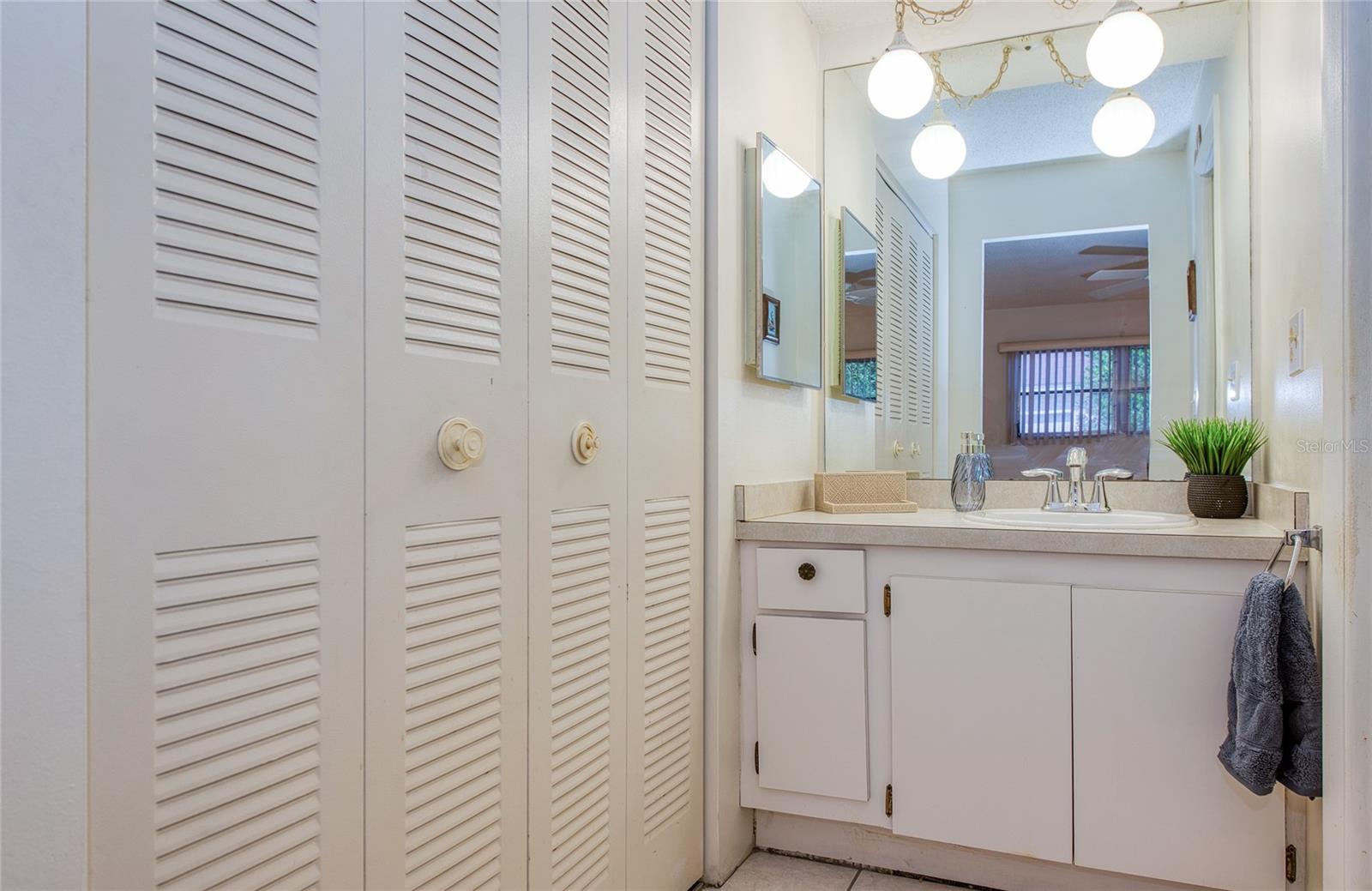 MISSION OAKS CONDO - Residential