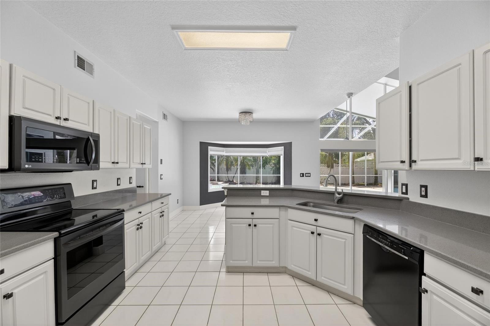 TAMPA PALMS AREA 2 5C UNIT 2A - Residential