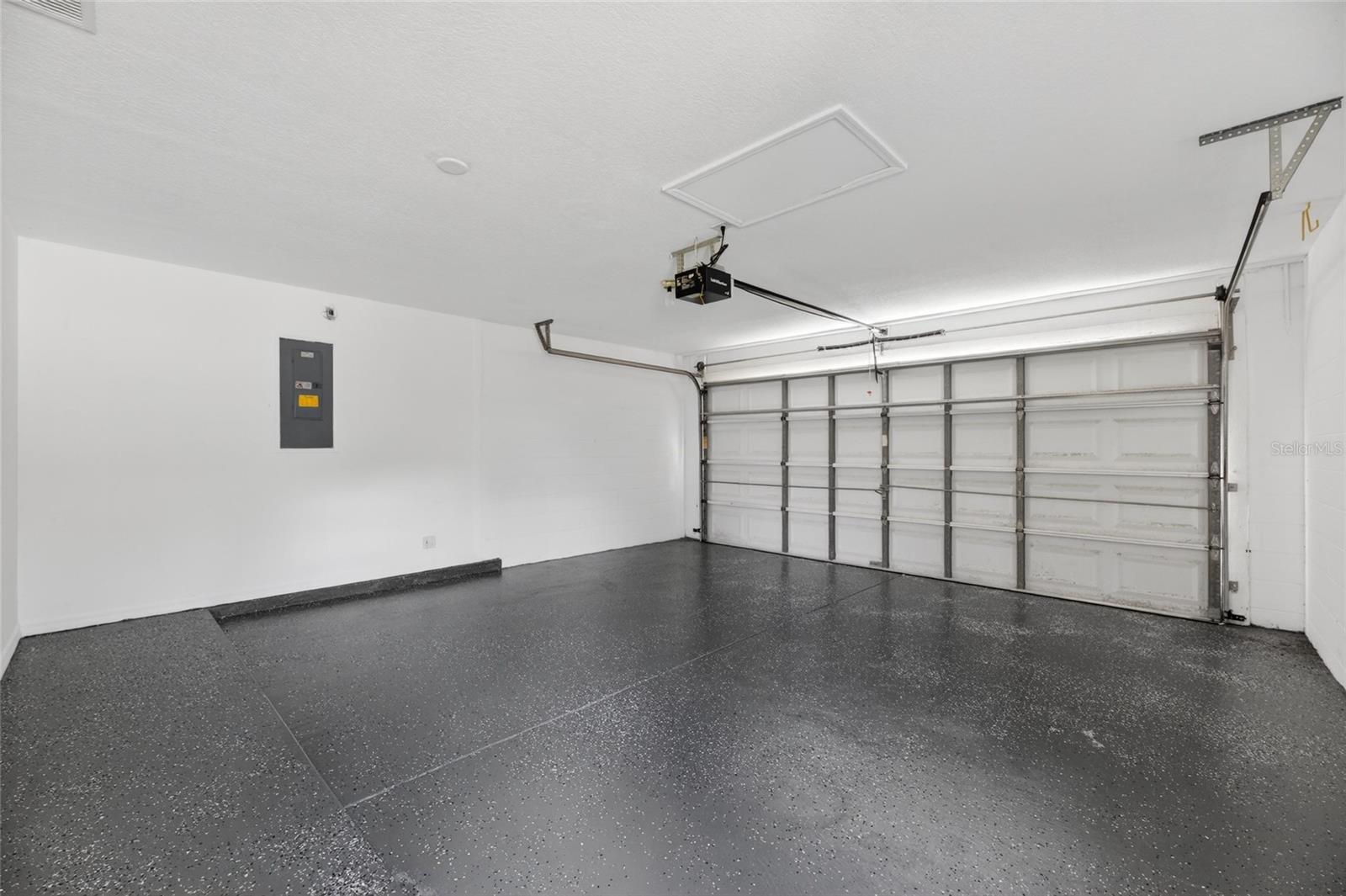 TAMPA PALMS AREA 2 5C UNIT 2A - Residential