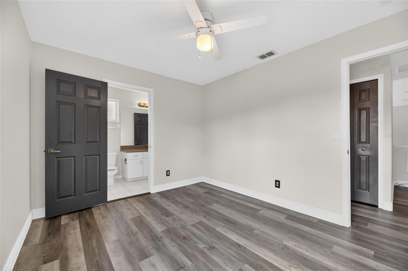 TAMPA PALMS AREA 2 5C UNIT 2A - Residential