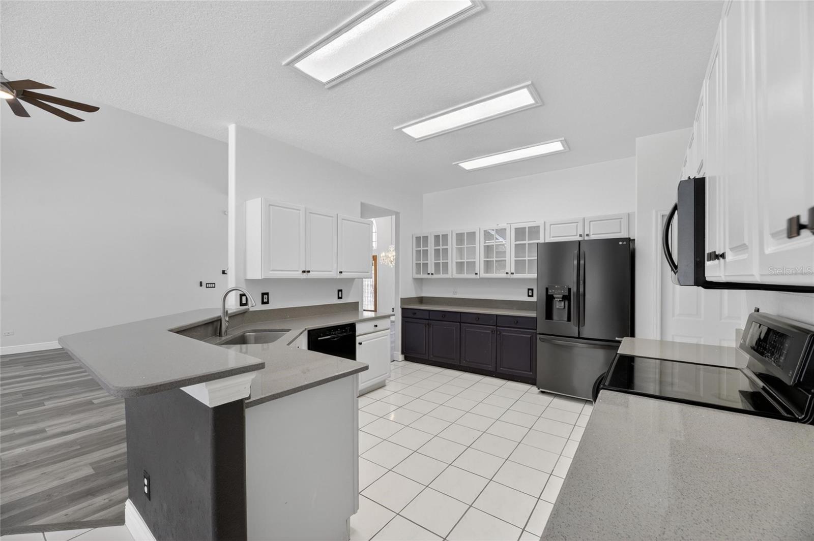 TAMPA PALMS AREA 2 5C UNIT 2A - Residential