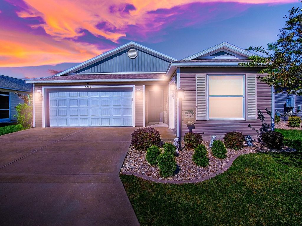 Photo of 4280 Gale Lane, The Villages, FL 32163 (MLS # G5103666)