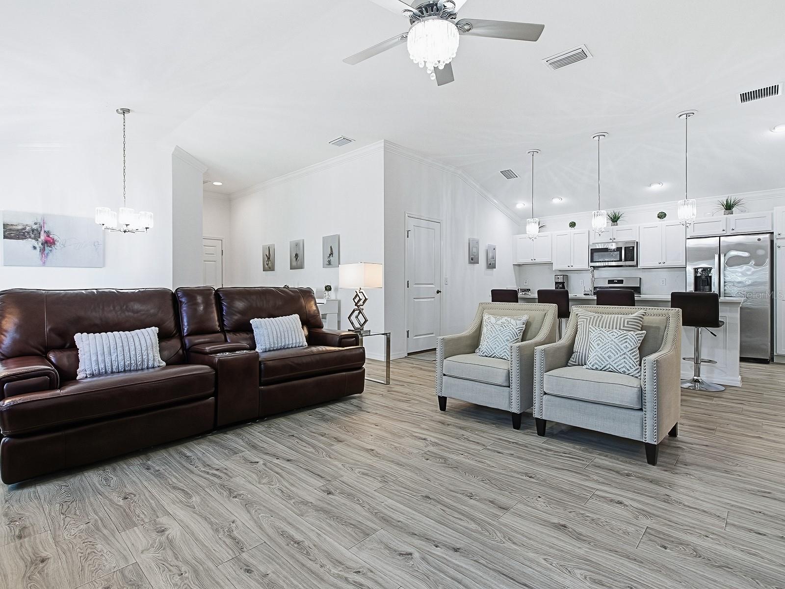 THE VILLAGES/SOUTHERN OAKS UN #130 - Residential