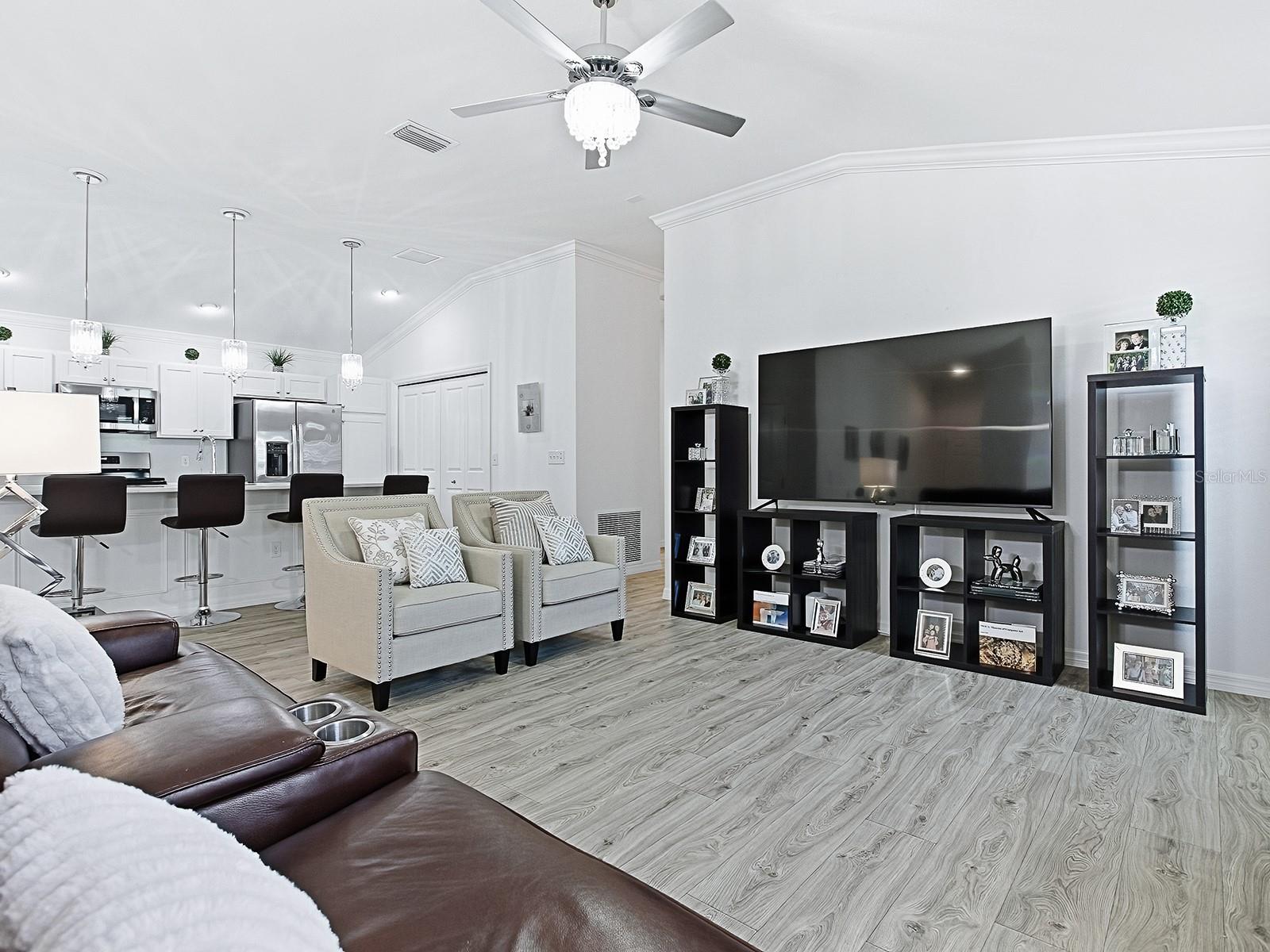 THE VILLAGES/SOUTHERN OAKS UN #130 - Residential