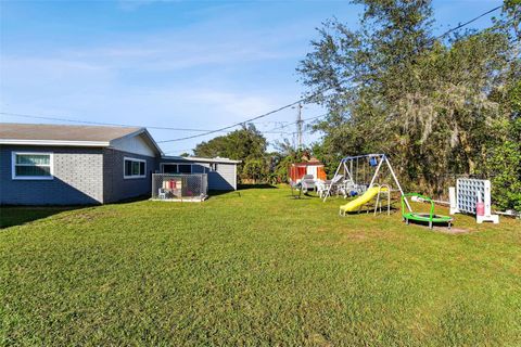 A home in LAKELAND