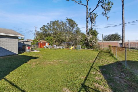 A home in LAKELAND