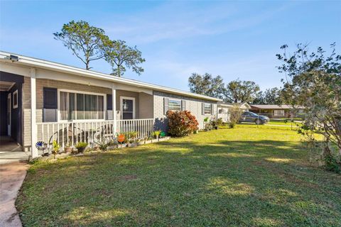 A home in LAKELAND