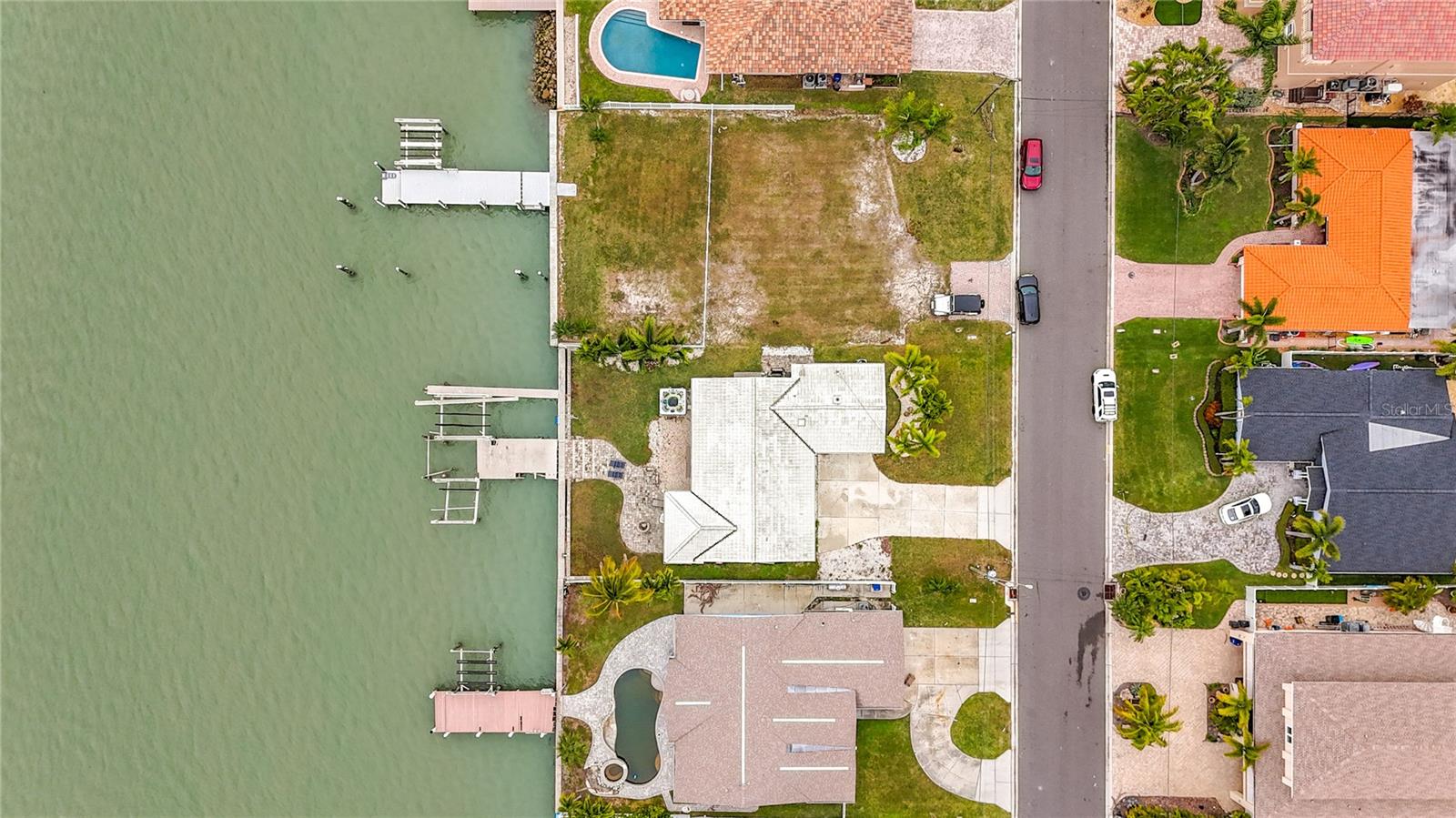 CRYSTAL ISLAND 2ND ADD - Residential